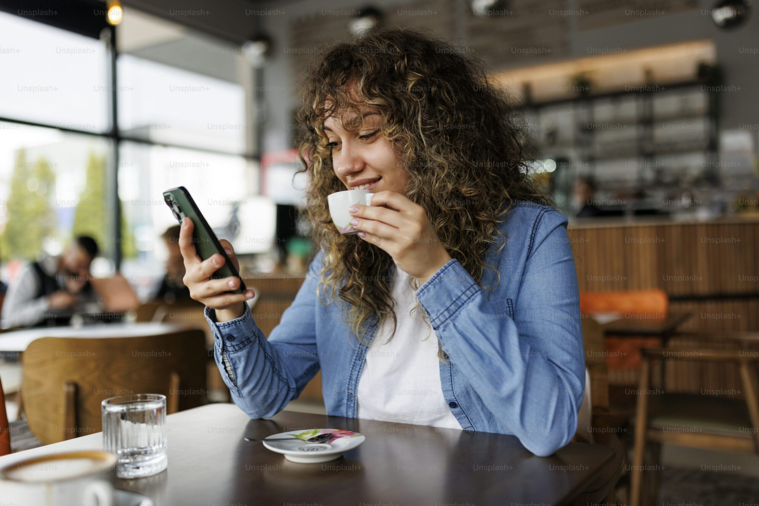 Humor in Online Dating Chats on Facebook Dating